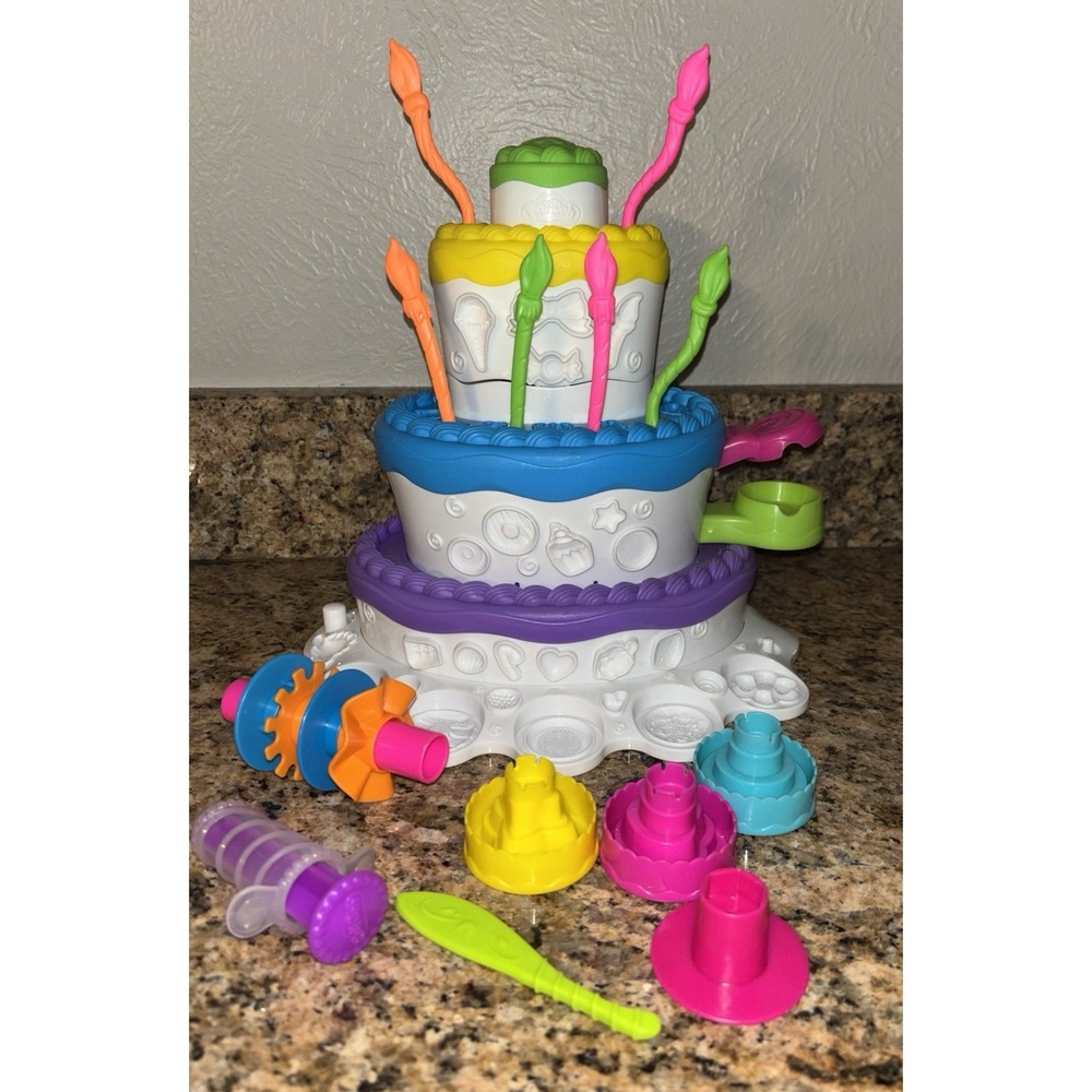 Play-Doh Sweet Shoppe Double Desserts Cake Mountain Play Set 2013